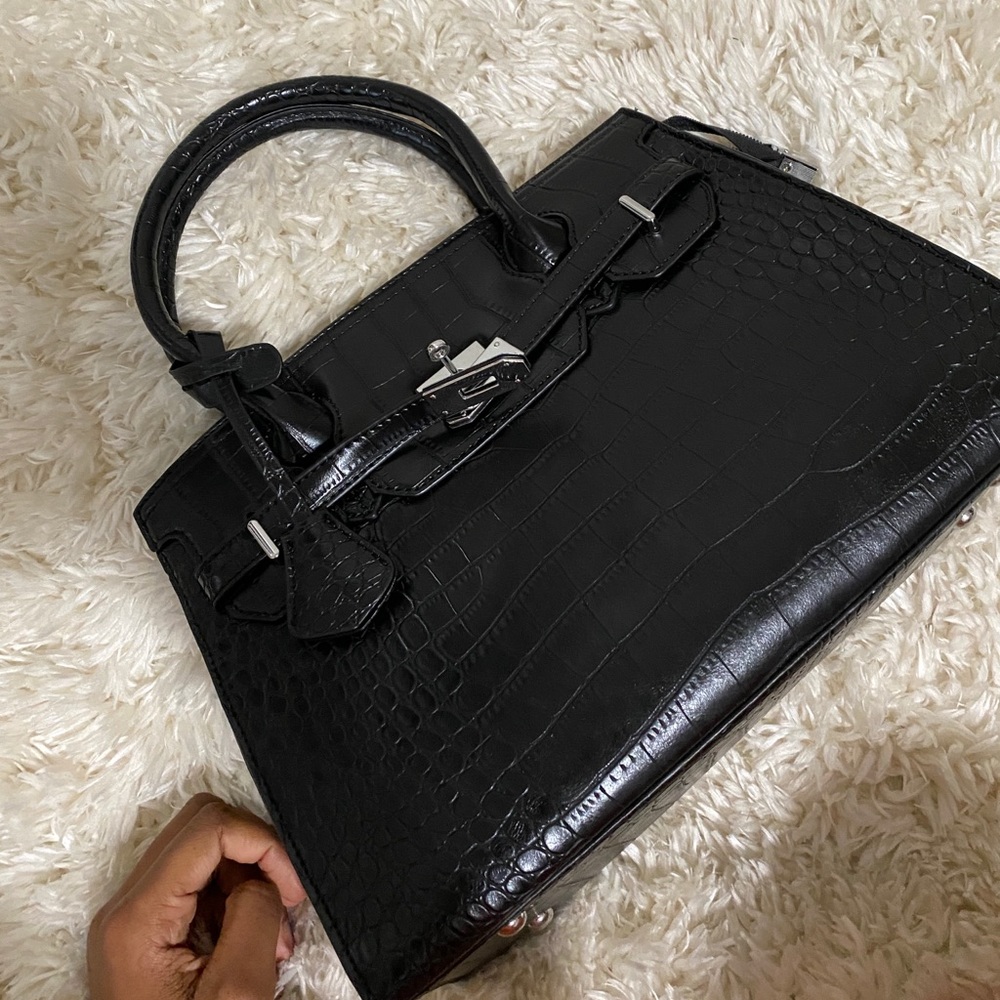 Black purse